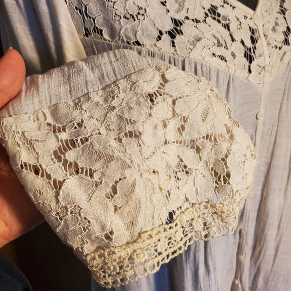 Zac and Rachel White and Blue Peasant Blouse with Lace - Picture 9 of 15